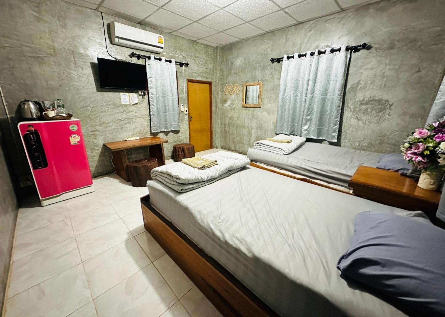 บ้านภทรพรรณ ขุนยวม แม่ฮ่องสอน Ban Pataraphan Khunyuam Maehongson Thailand Ban Khun Yuam 外观 照片